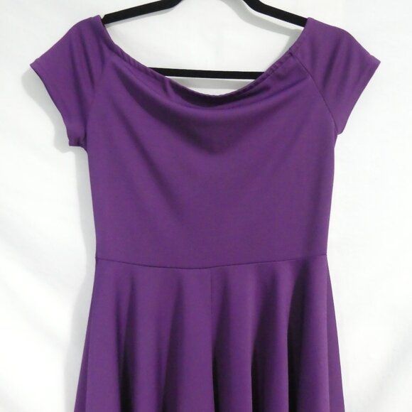 Purple High-Low Scoop Neck Short Sleeve Dress | medium - Picture 6 of 12